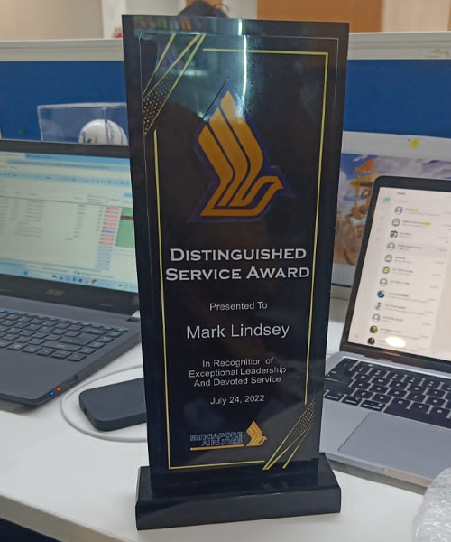 Acrylic Trophy Manufacturer in India